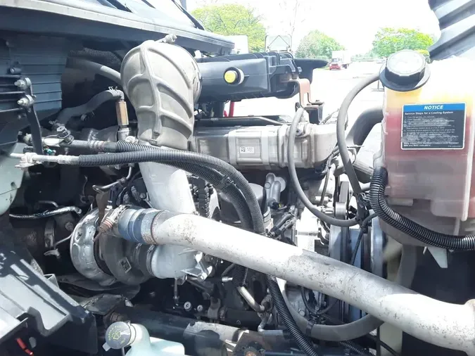 2018 NAVISTAR INTERNATIONAL LT625 DAYCAB T/A