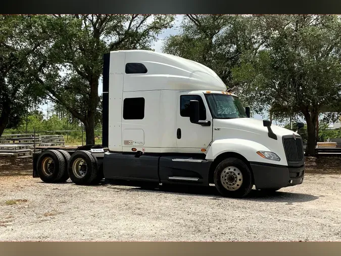 2022 INT LT625 6x4c2660969f91cb278c42baf3dfad90b07