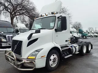 2019 VOLVO VNL