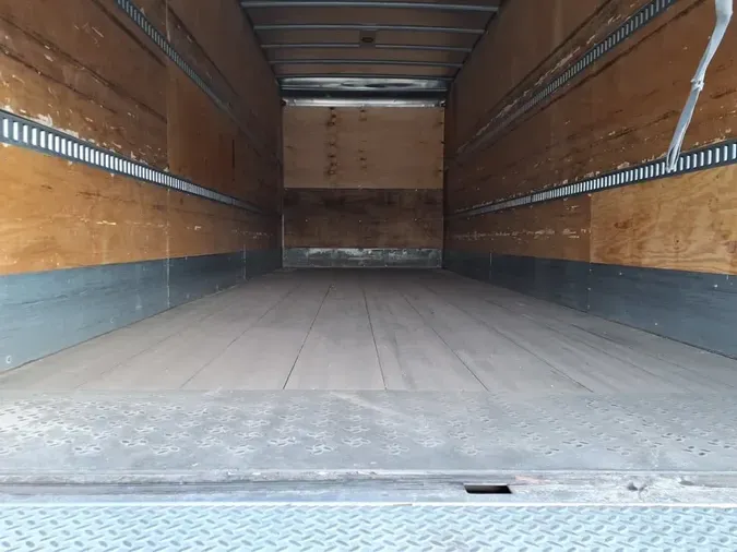 2019 FREIGHTLINER M2 106