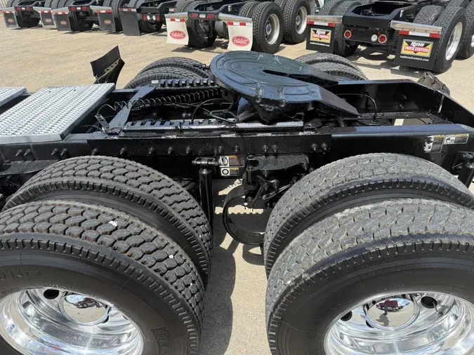 2021 Peterbilt 567