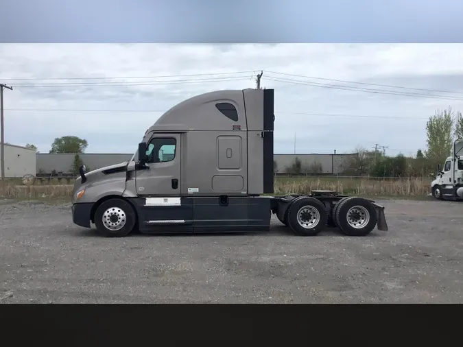 2021 Freightliner Cascadia