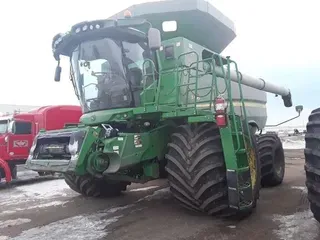 2016 John Deere S680