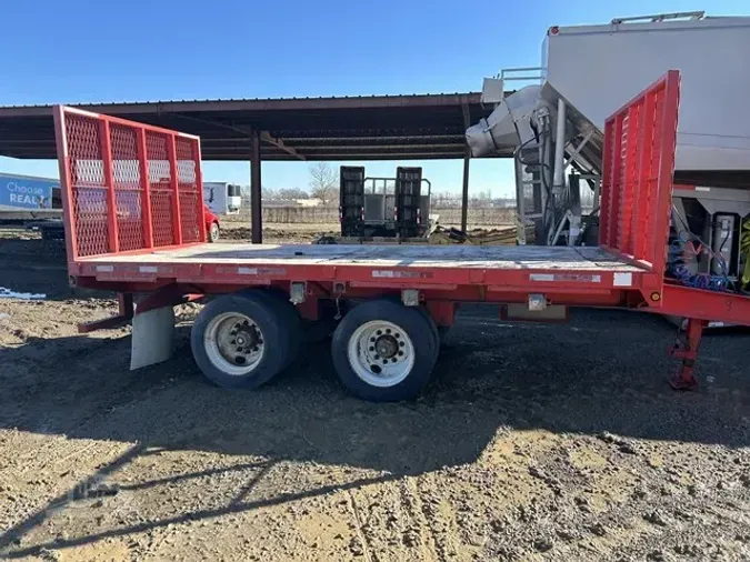 2002 DUO LIFT 22 FTFLAT PUP