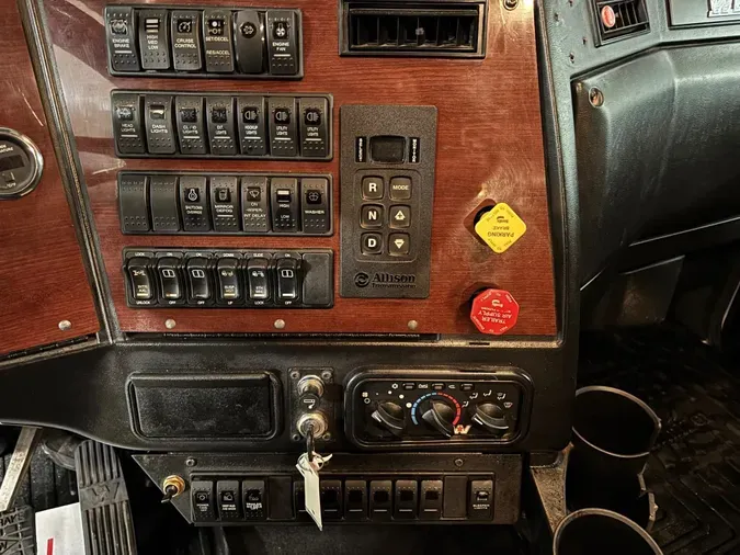 2022 Western Star 4900