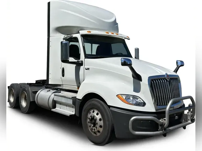 2024 International LT625c2777ef5df74f8c9477f275e078a7060