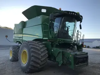 2017 John Deere S680