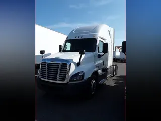 2019 FREIGHTLINER CASCADIA 125