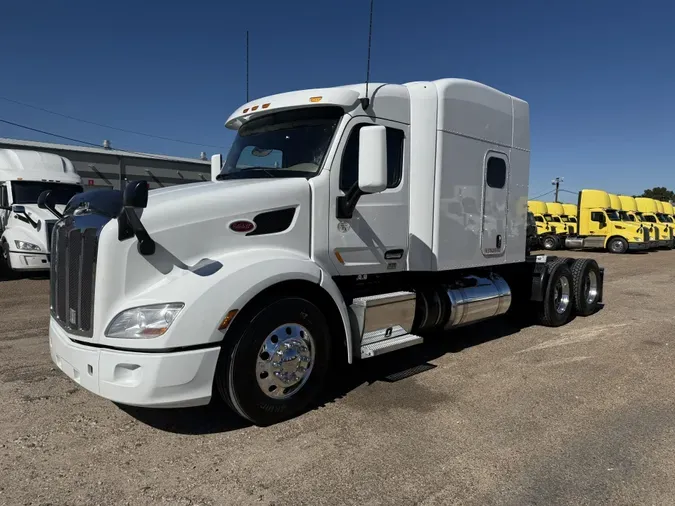 2022 Peterbilt 579