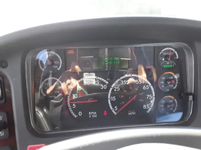 2018 FREIGHTLINER/MERCEDES M2 106c27f4f9f201da6e002d8f2bd4b8418ac