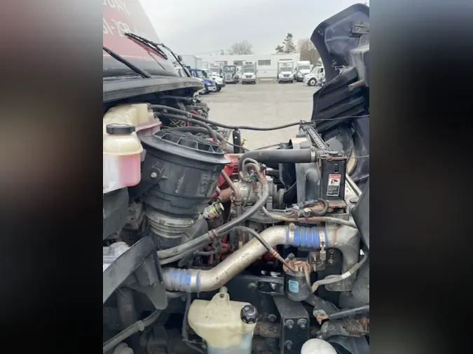 2019 FREIGHTLINER/MERCEDES M2 106