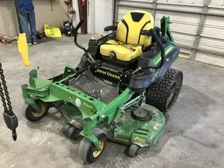 2017 John Deere Z930M