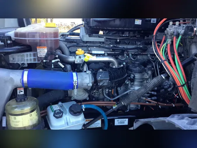 2021 Freightliner Cascadia 126