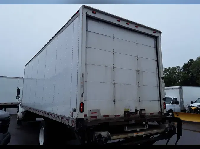 2018 FREIGHTLINER M2 106