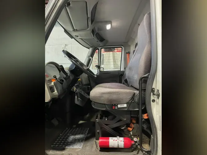 2018 NAVISTAR INTERNATIONAL 4300