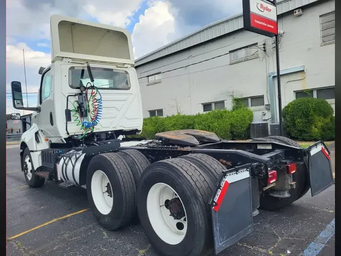 2020 NAVISTAR INTERNATIONAL LT625 DAYCAB T/Ac28c2455c046a508761f59e0eff7a503