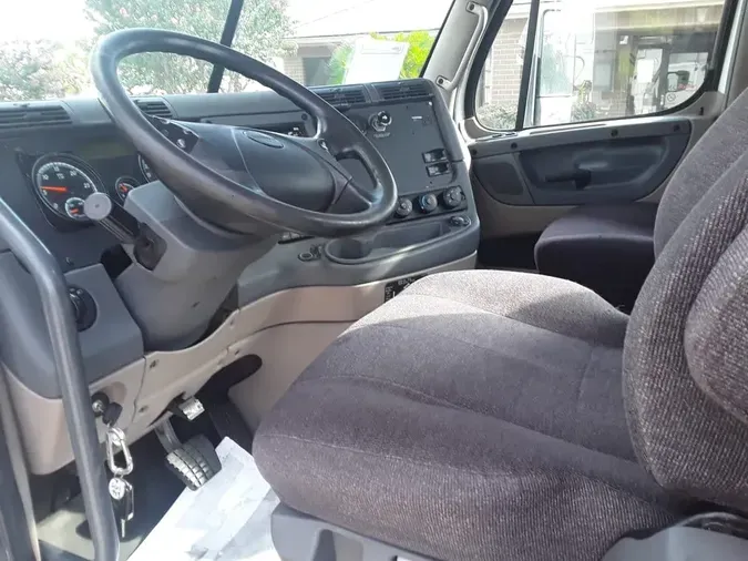 2018 FREIGHTLINER CASCADIA 125