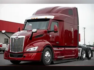 2022 PETERBILT 579