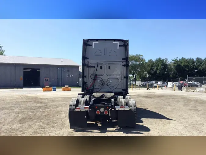 2023 Freightliner Cascadia