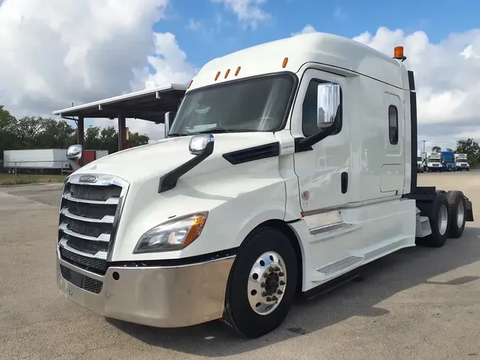 2020 FREIGHTLINER NEW CASCADIA PX12664