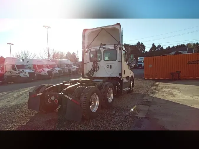 2020 Freightliner Cascadia 126c2917a1ebfa0b0217232d9260a2e731a