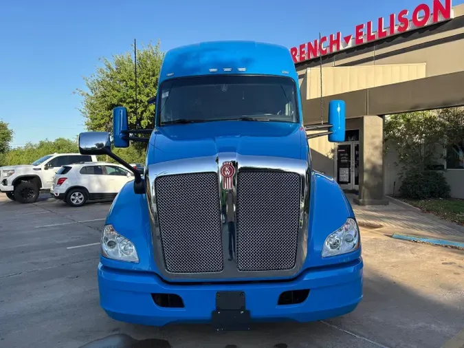 2022 Kenworth T680