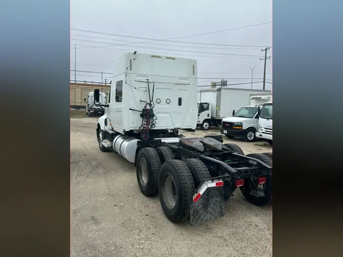 2019 NAVISTAR INTERNATIONAL LT625 SLPR CAB