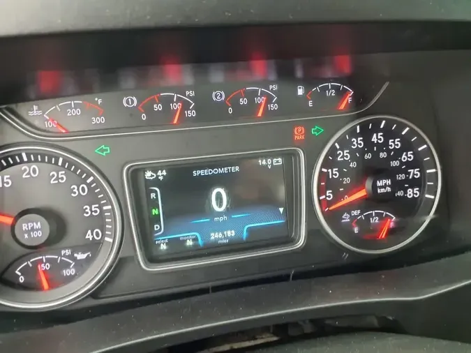 2020 NAVISTAR INTERNATIONAL MV607 (4X2)