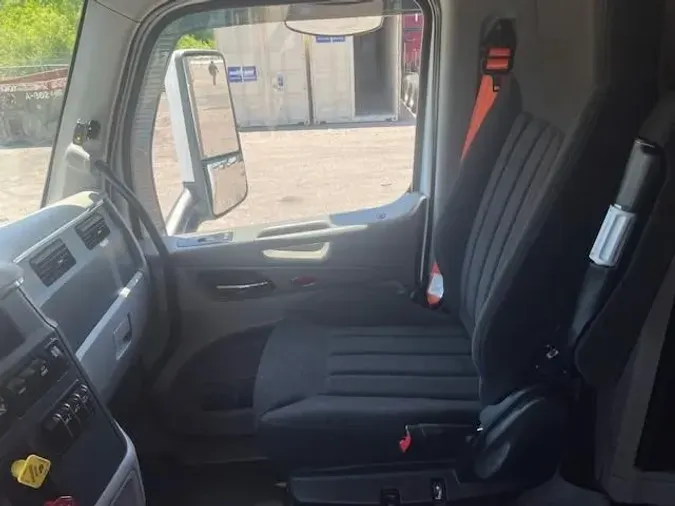 2020 Peterbilt 579