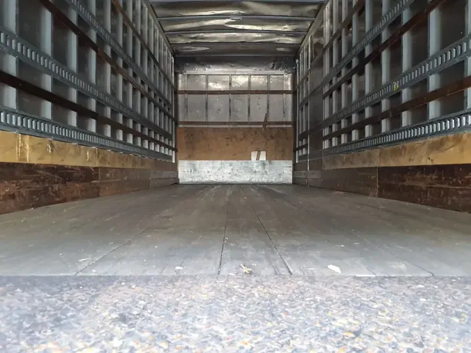 2019 FREIGHTLINER M2 106