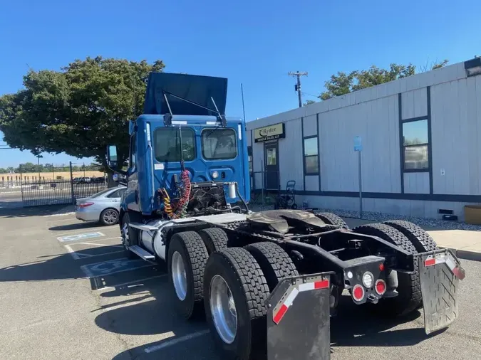 2020 FREIGHTLINER/MERCEDES NEW CASCADIA 116