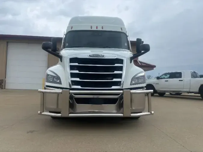 2021 Freightliner New Cascadia 126