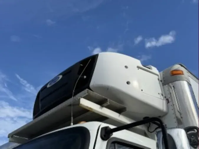 2018 FREIGHTLINER/MERCEDES M2 106