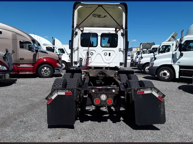 2019 FREIGHTLINER/MERCEDES CASCADIA 125