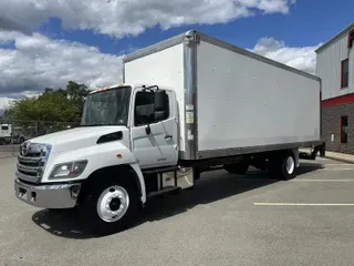 2020 HINO 268A