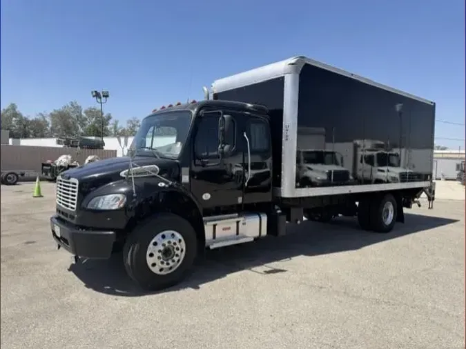 2022 Freightliner Business Class M2 106