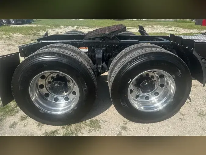 2020 FREIGHTLINER CA126
