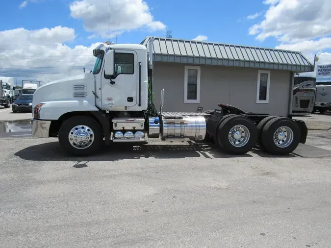 2025 MACK AN64T