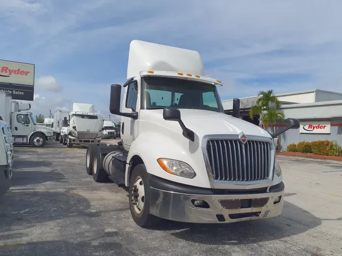 2018 NAVISTAR INTERNATIONAL LT625 DAYCAB T/A