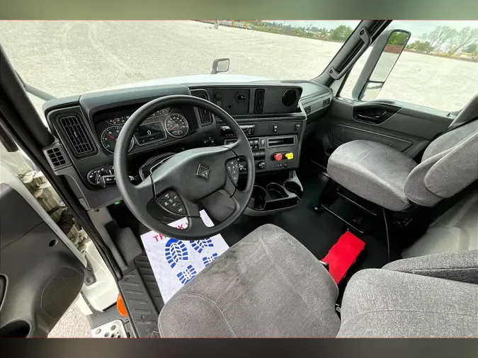 2021 INT LT625 6x4
