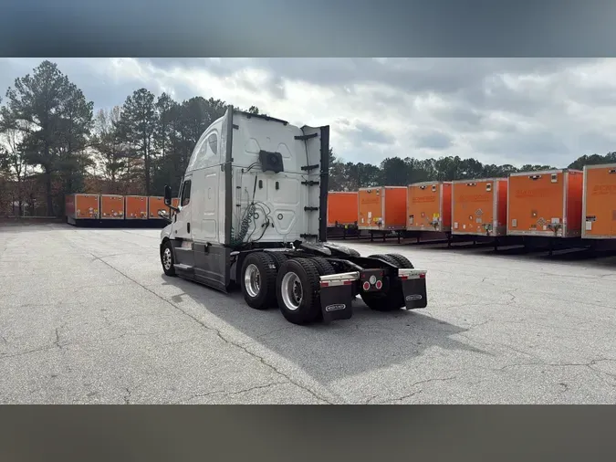 2022 Freightliner Cascadia 126c2b7b429937b0dfdc01bfb90a99bc0bc