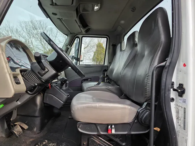 2019 NAVISTAR INTERNATIONAL 4300