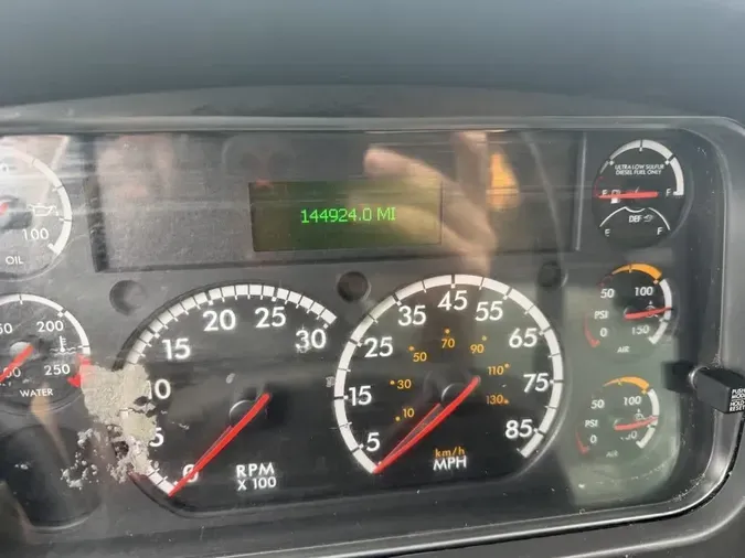 2017 FREIGHTLINER/MERCEDES M2 106c2c072b818d328d67604d85a77eb7595