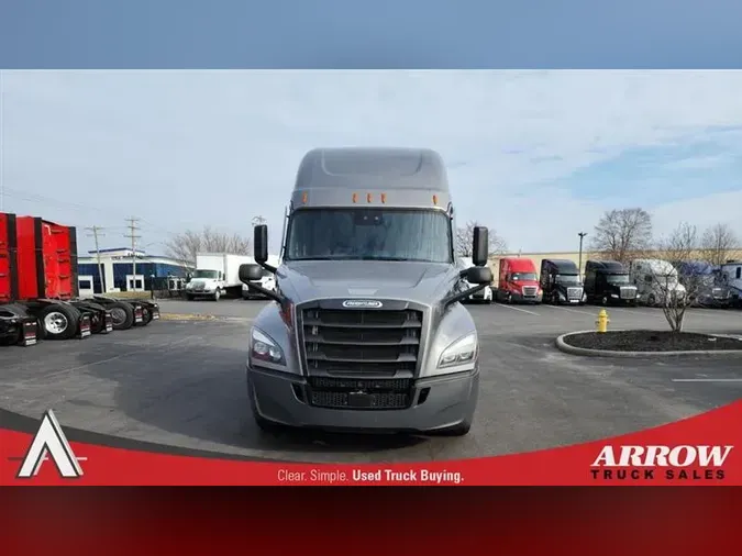 2021 FREIGHTLINER CA126