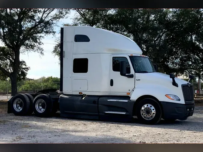 2021 INT LT625 6x4c2c41eb3bc8a257f72efcb2e7b644055