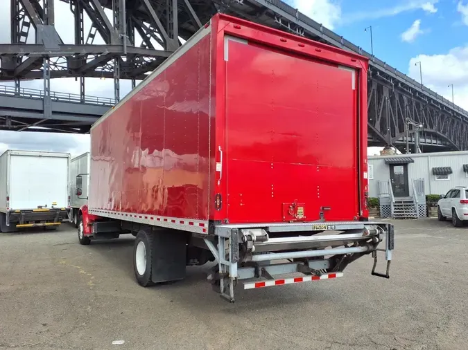 2019 FREIGHTLINER/MERCEDES M2 106