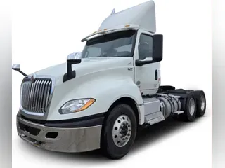 2020 International LT625