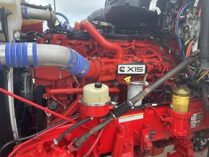 2022 Peterbilt 567