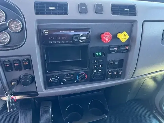 2019 Peterbilt 337