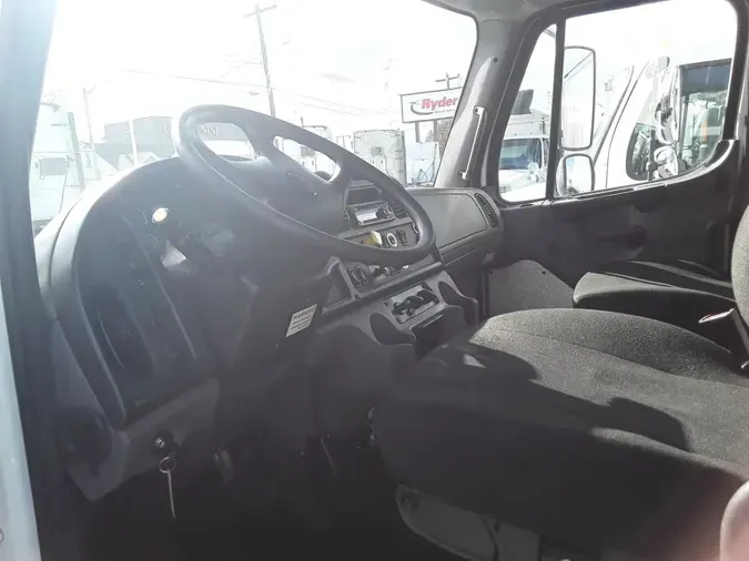 2020 FREIGHTLINER/MERCEDES M2 106